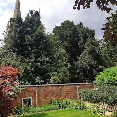 Beautiful Georgian Cottage Within A Private Walled Garden Oakham Exterior photo