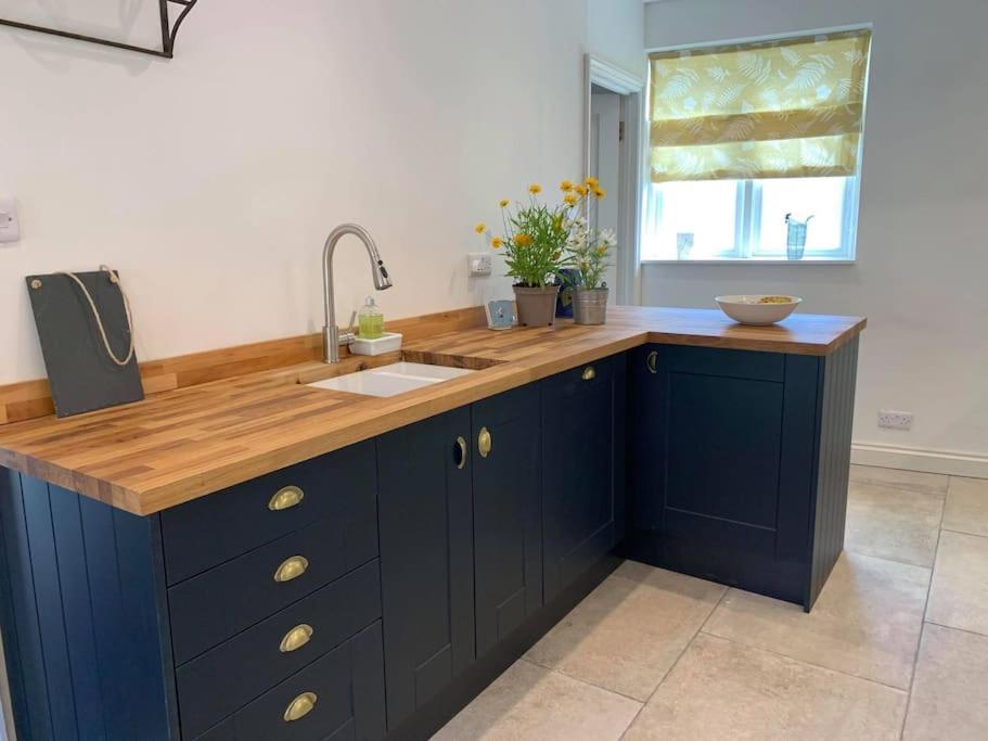 Beautiful Georgian Within A Private Walled Garden Holiday home Oakham