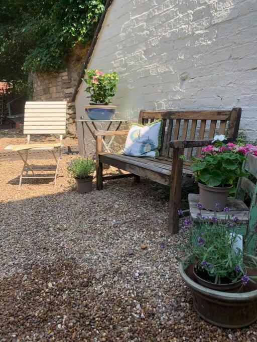 Beautiful Georgian Within A Private Walled Garden Oakham