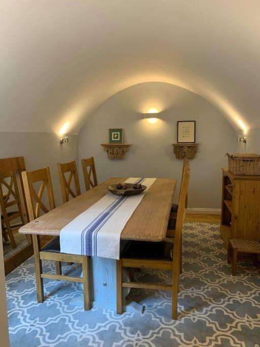 Holiday home Beautiful Georgian Within A Private Walled Garden
