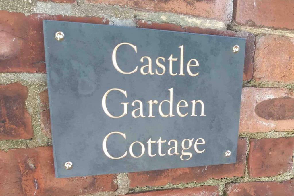 Beautiful Georgian Within A Private Walled Garden *